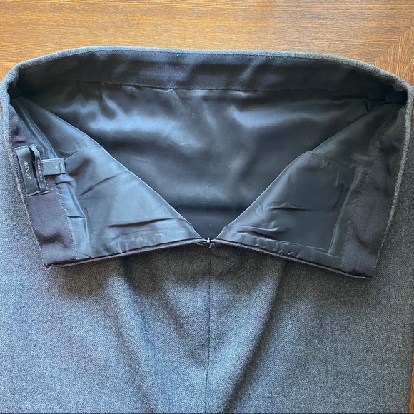 J. Crew No. 2 Pencil Skirt in Stretch Italian Wool - Picture 3 of 4